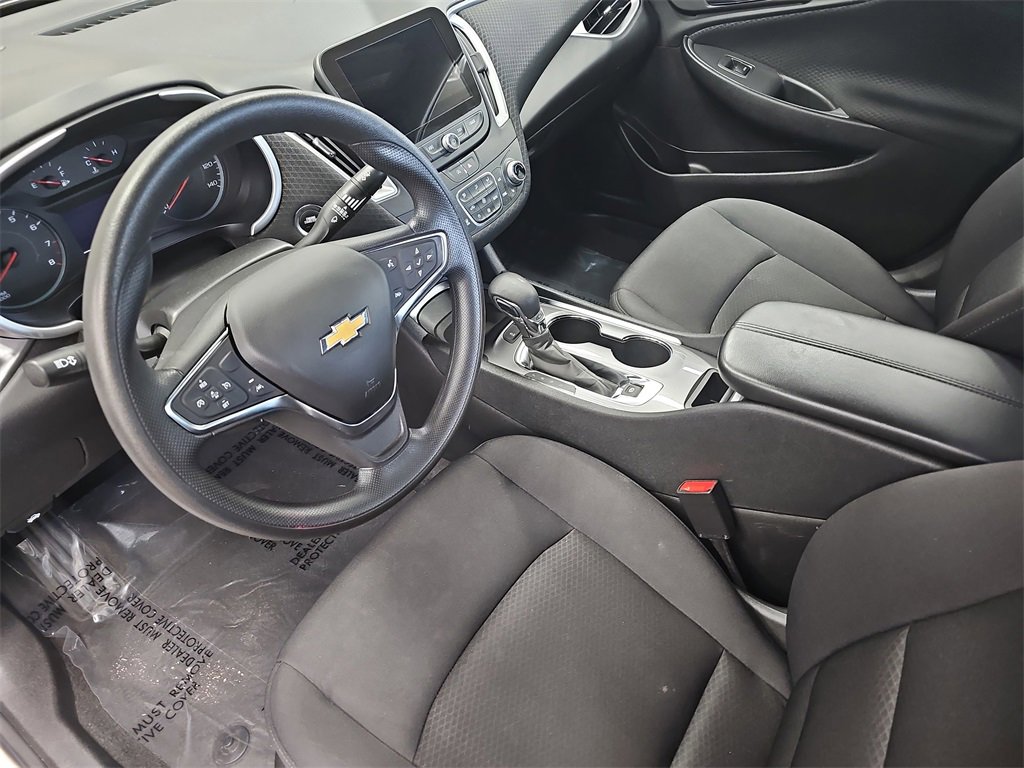 Used 2024 Chevrolet Malibu LT image 15