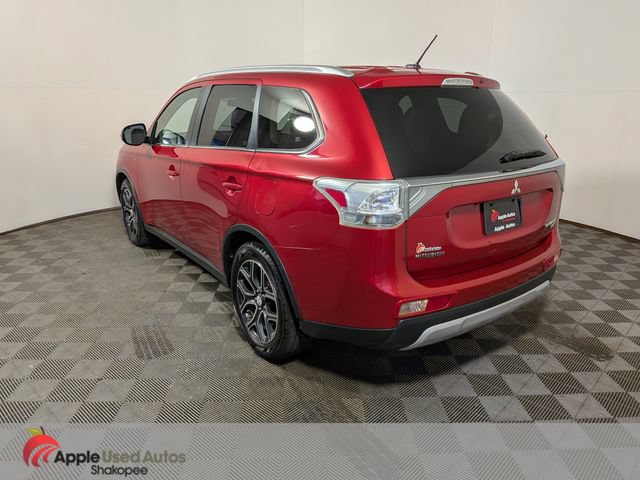 Used 2015 Mitsubishi Outlander GT AWD/4WD image 4