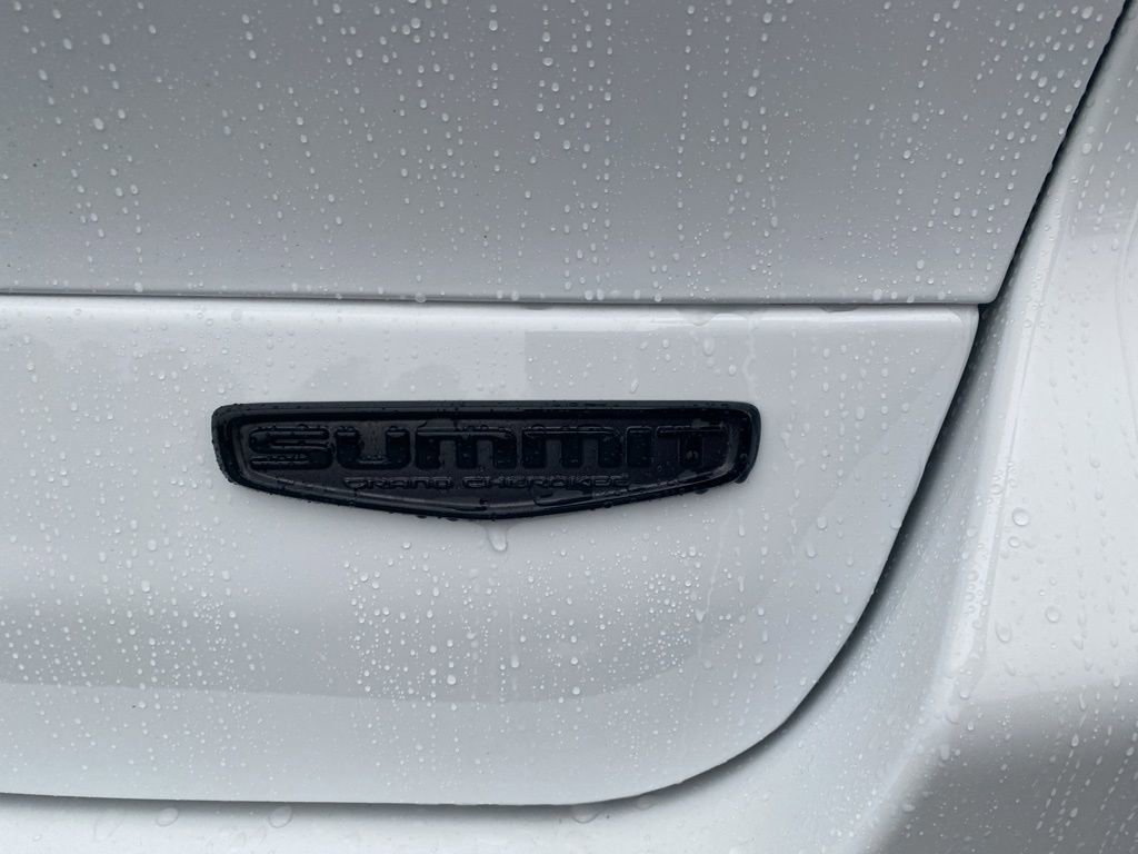 New 2025 Jeep Grand Cherokee L Summit w/ Obsidian Package image 52