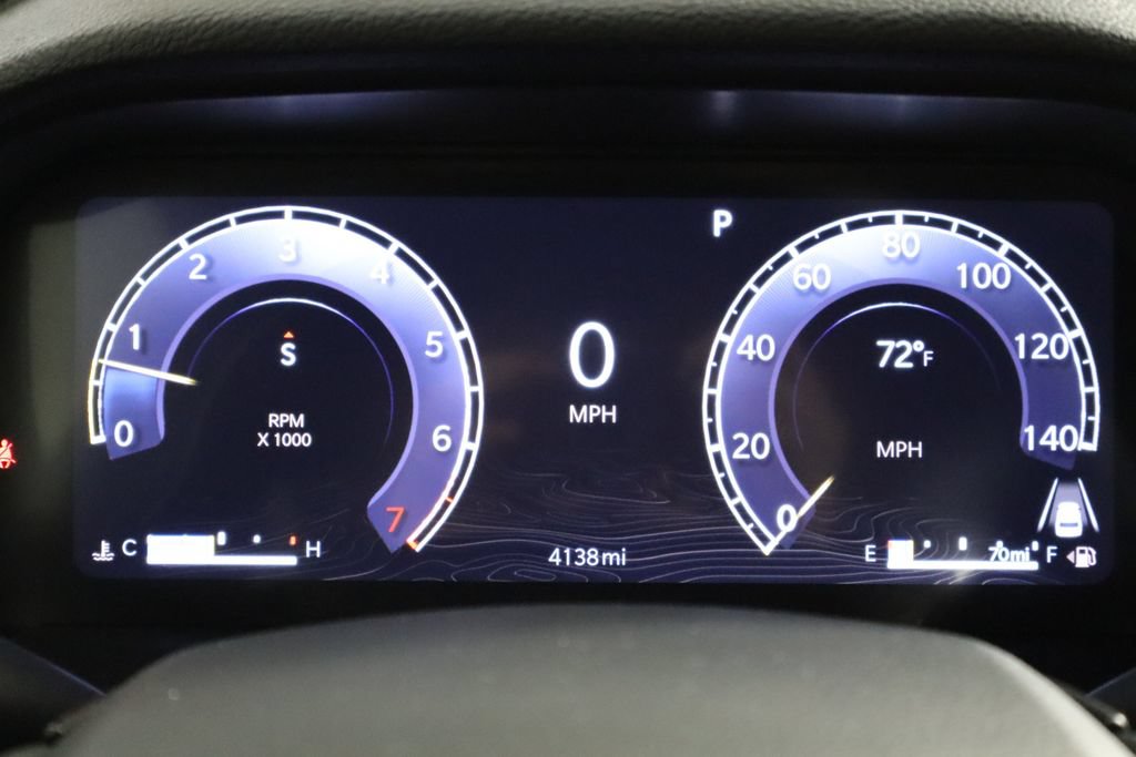 Used 2025 Jeep Grand Cherokee 4WD image 11