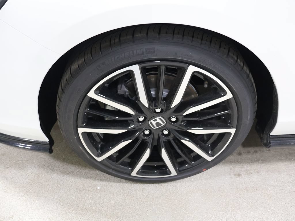 New 2026 Honda Accord Touring image 8