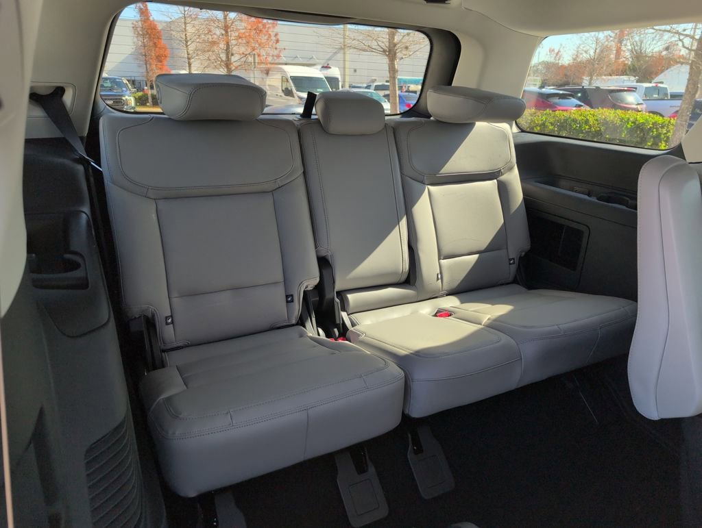 New 2026 Ford Expedition Active image 16