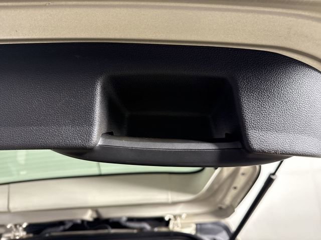 Used 2017 Ford Escape SE image 33