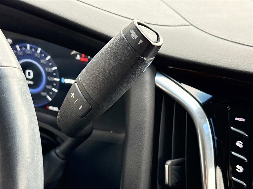 Used 2017 Cadillac Escalade Premium Luxury image 27