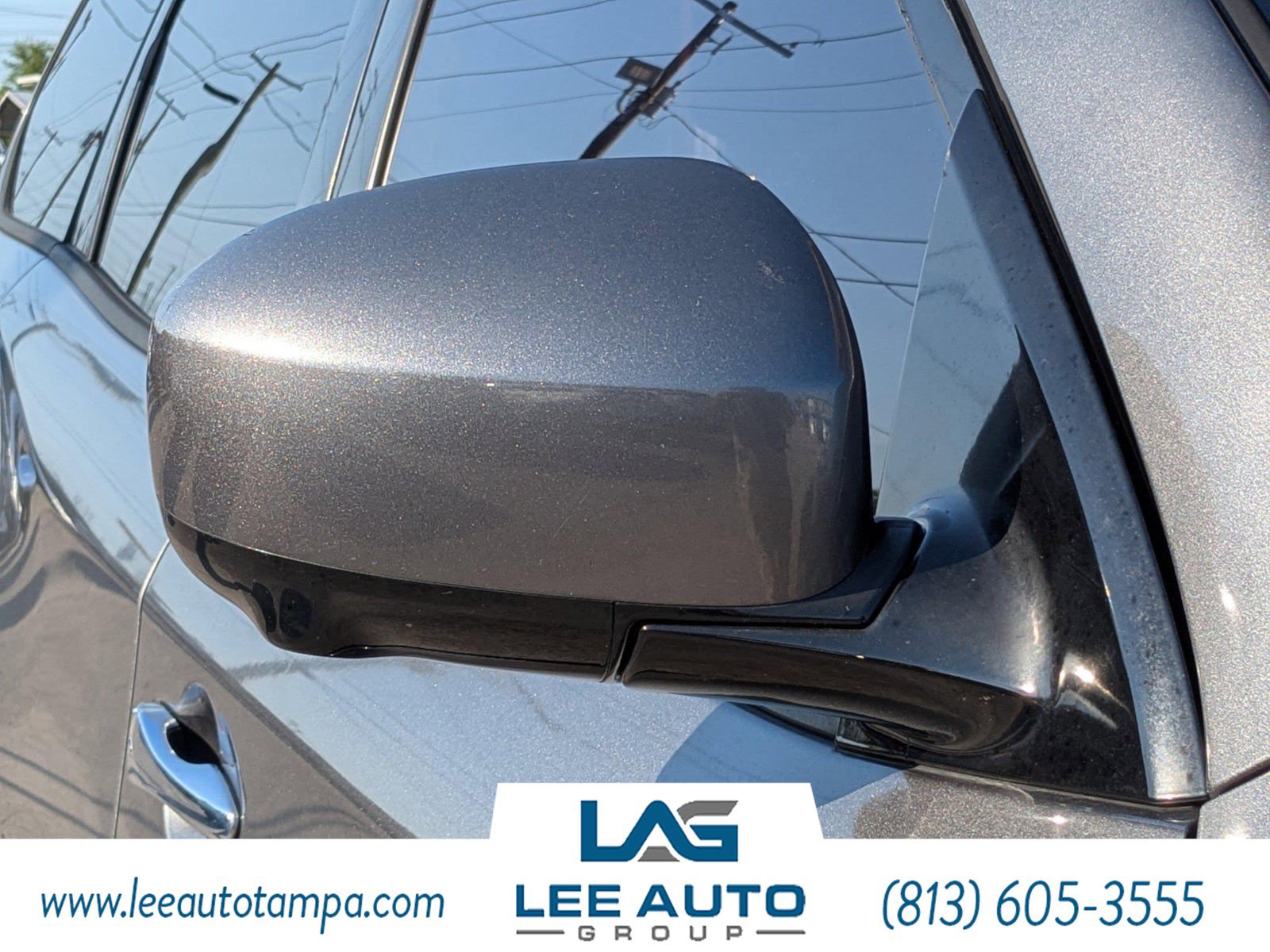 Used 2015 Nissan Pathfinder Platinum w/ Family Entertainment Package image 11