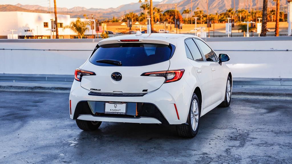Used 2024 Toyota Corolla SE image 9