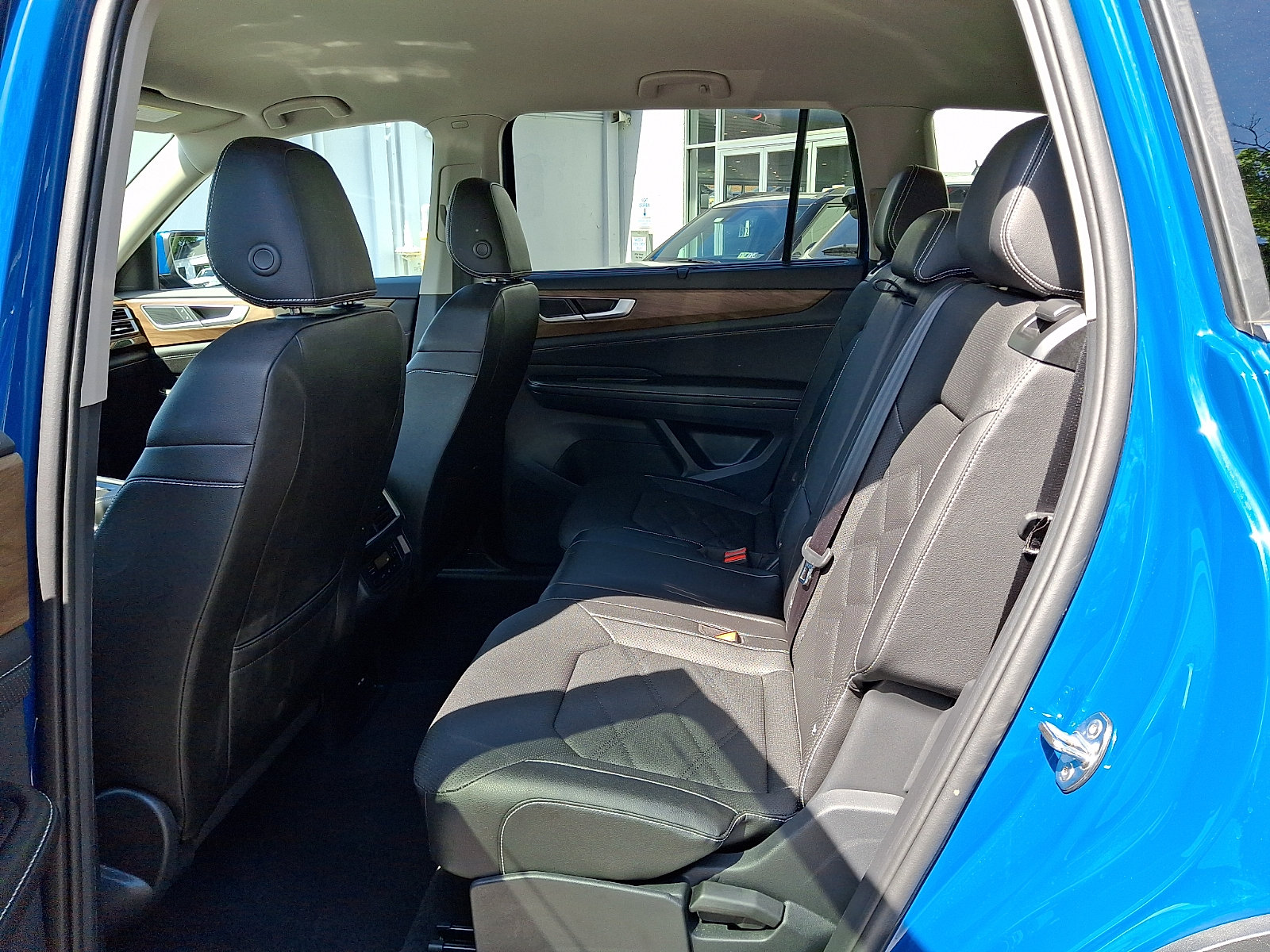 Used 2026 Volkswagen Atlas SE AWD/4WD image 11
