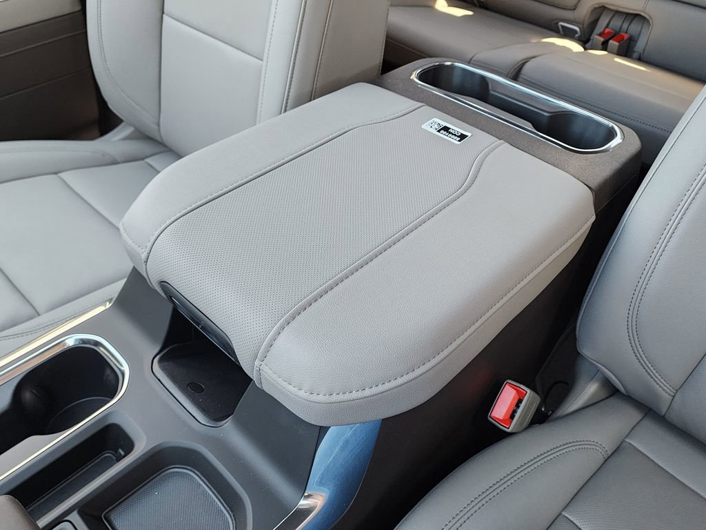 New 2026 GMC Sierra 1500 SLT w/ SLT Premium Plus Package image 32