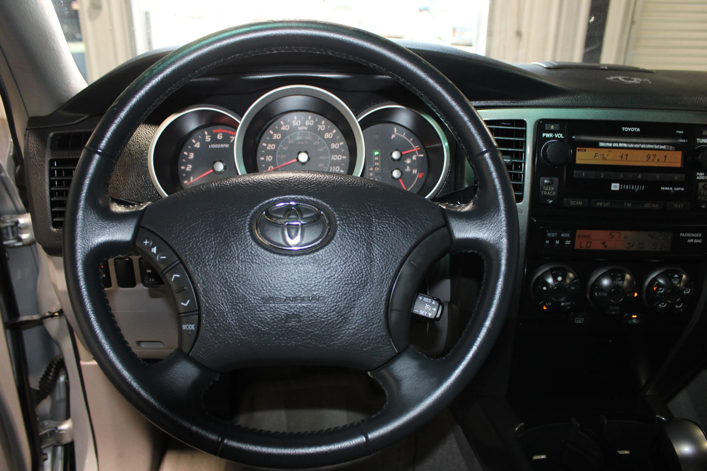 Used 2008 Toyota 4Runner Sport RWD image 10
