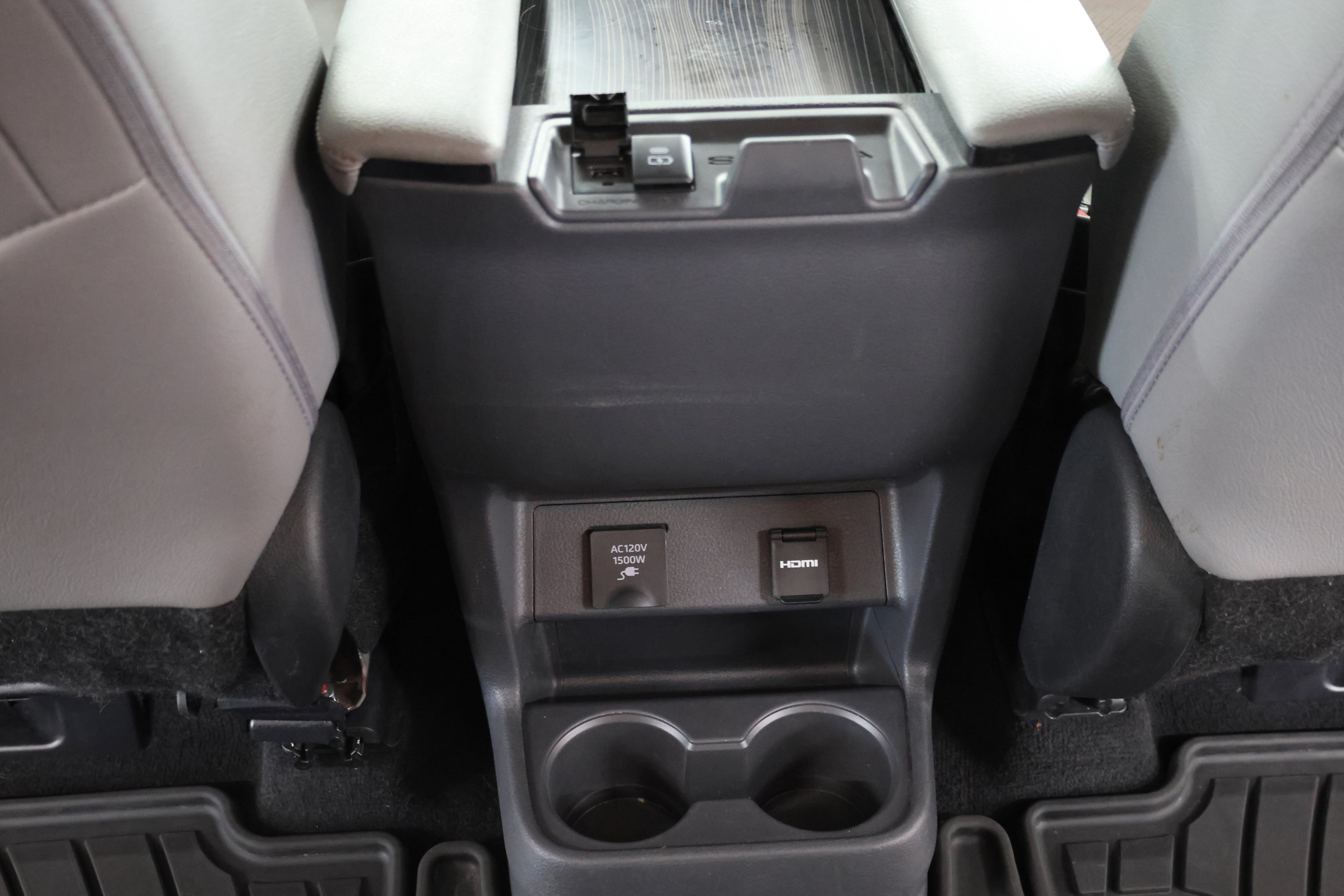Certified 2023 Toyota Sienna Limited AWD/4WD image 20