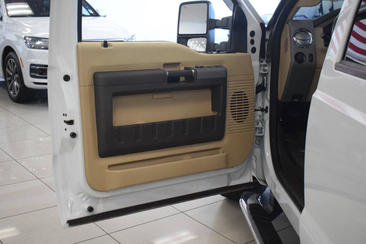 Used 2011 Ford F250 Lariat w/ Lariat Interior Pkg RWD image 36