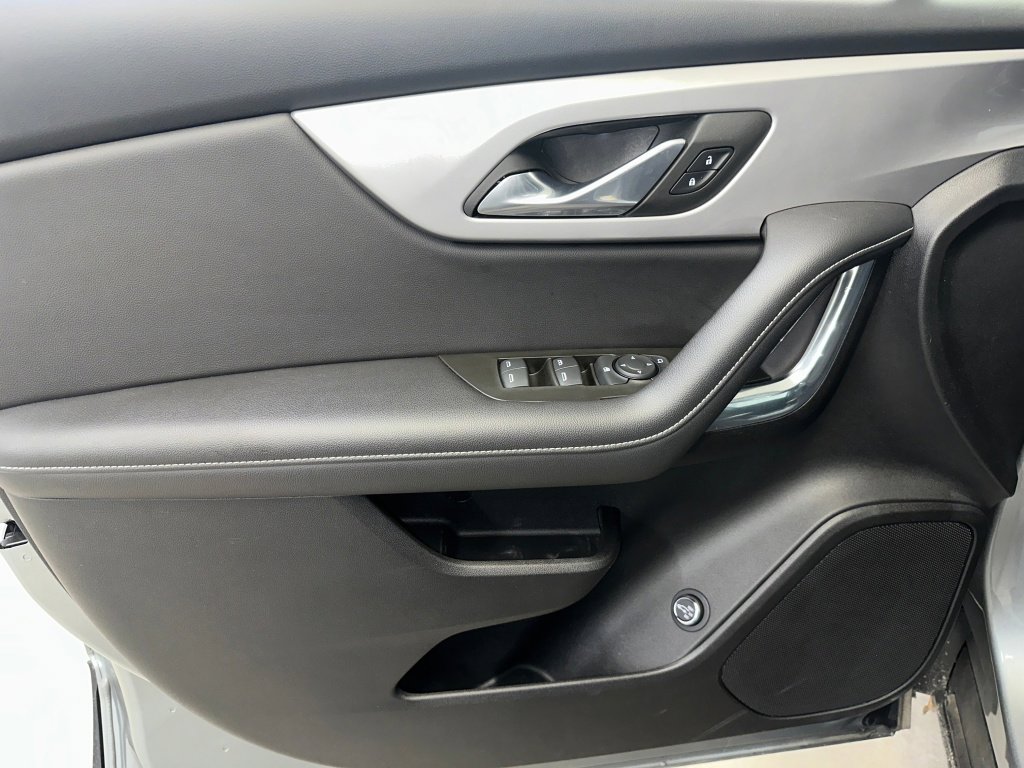 Certified 2023 Chevrolet Blazer LT w/ Convenience Package image 4