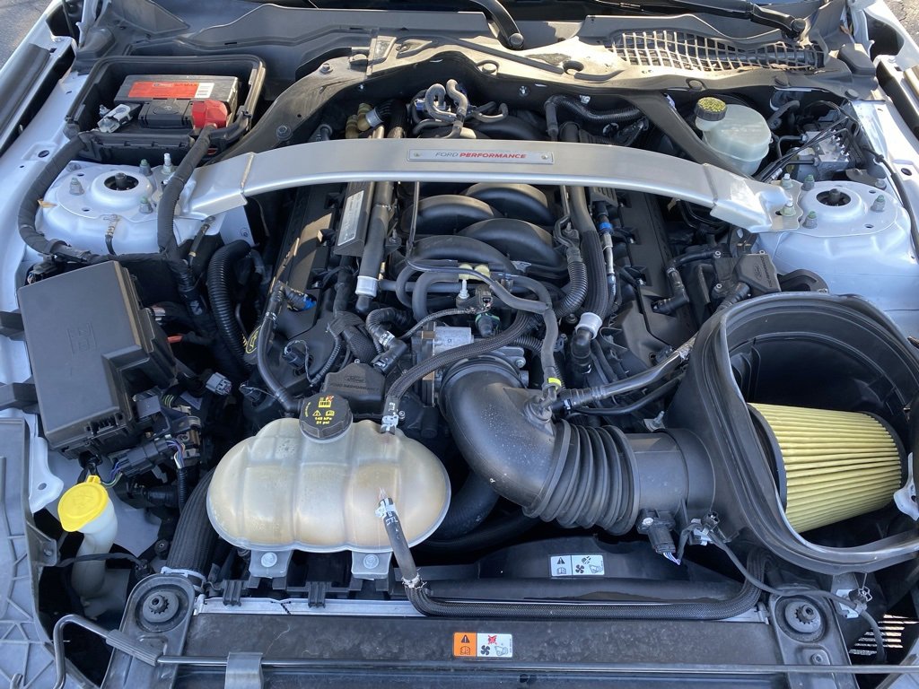 Used 2018 Ford Mustang Shelby GT350 w/ Convenience Package image 29