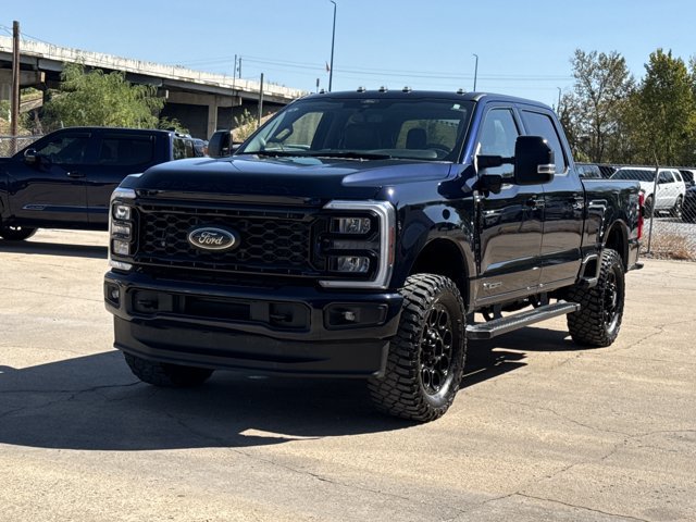 Used 2025 Ford F250 Lariat w/ Black Appearance Package AWD/4WD image 13