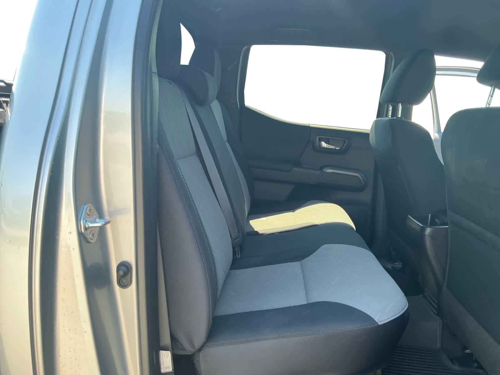 Used 2023 Toyota Tacoma TRD Sport AWD/4WD image 12