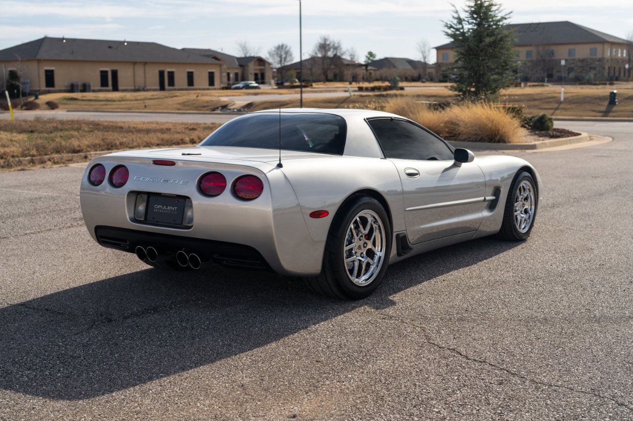 Used 2004 Chevrolet Corvette Z06 w/ Memory Package image 6