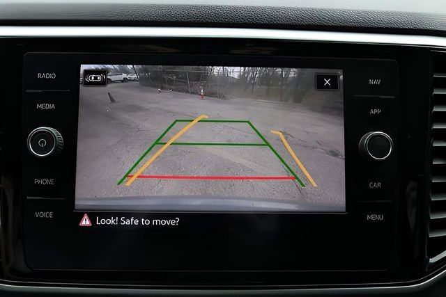 Used 2021 Volkswagen Atlas Cross Sport SEL image 24