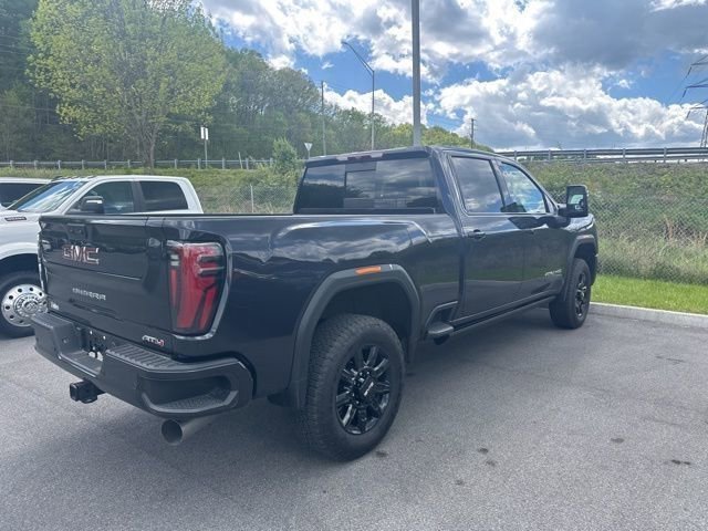 Used 2024 GMC Sierra 2500 AT4 w/ AT4 Preferred Package image 17