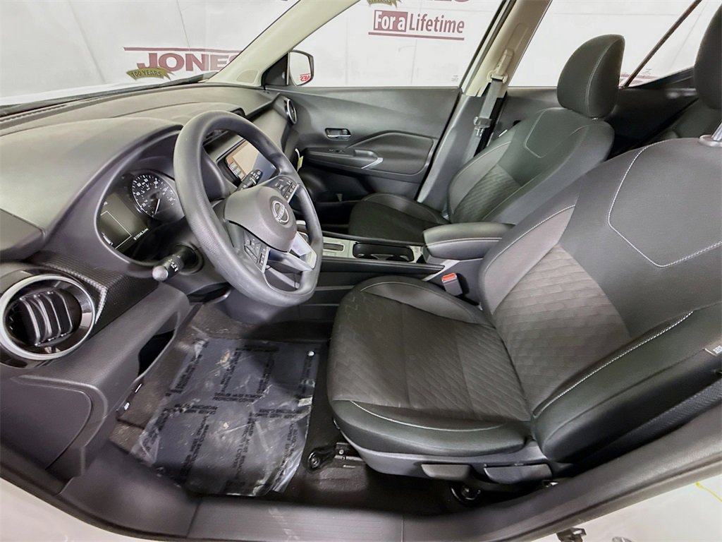Certified 2024 Nissan Kicks SV image 23