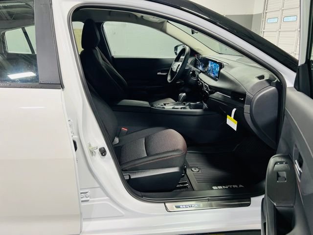 New 2026 Nissan Sentra SR w/ SR All Weather Package FWD image 33
