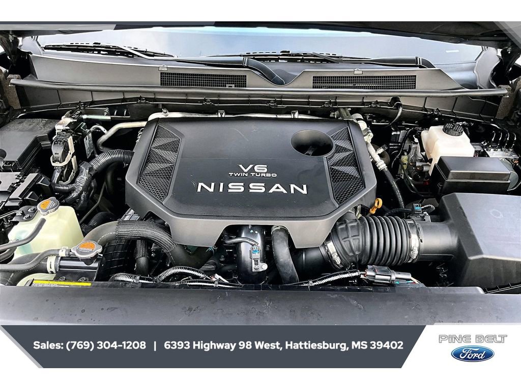 Used 2025 Nissan Armada SL image 8