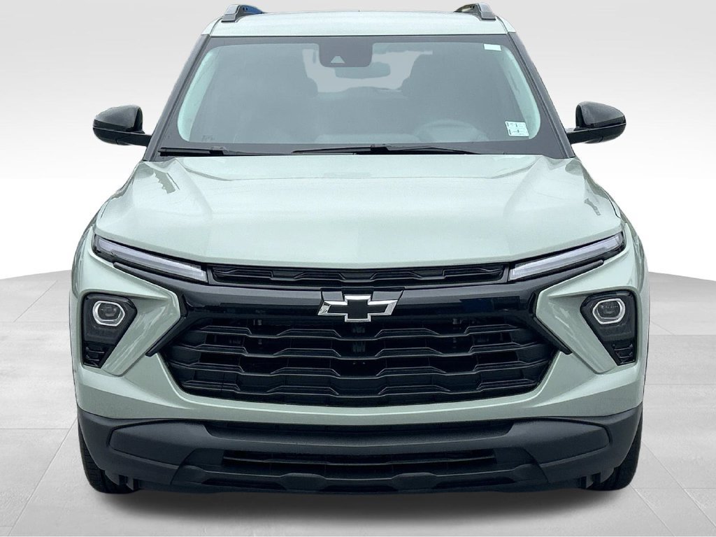 New 2026 Chevrolet TrailBlazer LT w/ Midnight Edition FWD image 8
