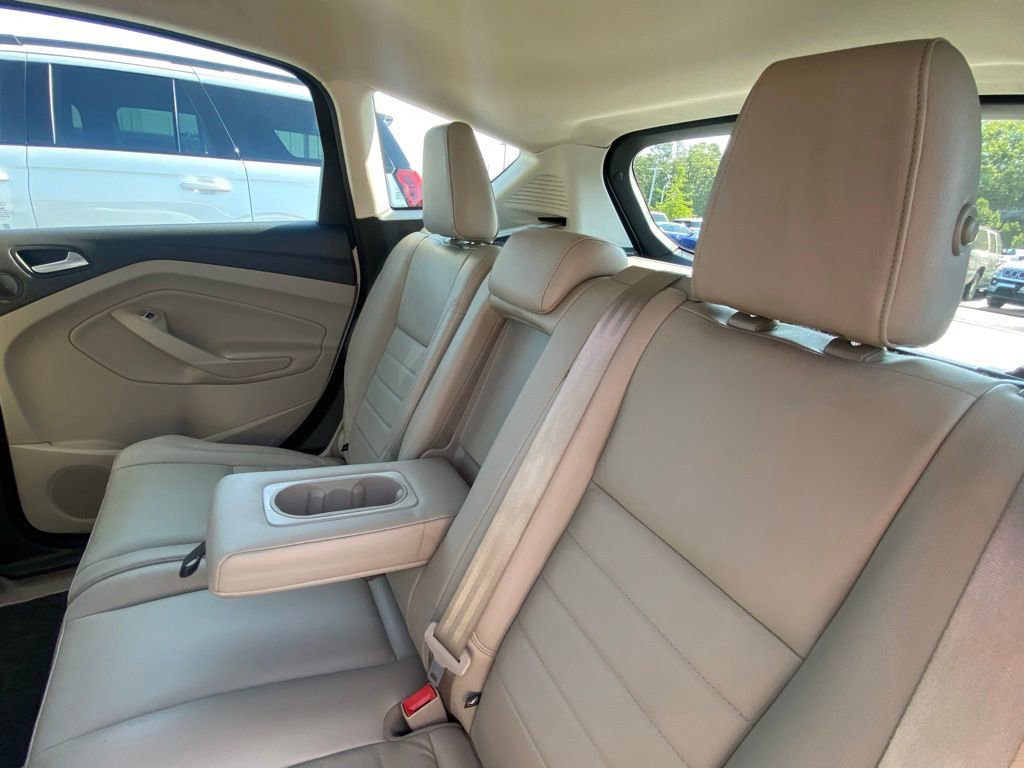 Used 2015 Ford C-MAX SEL w/ Equipment Group 302A FWD image 22