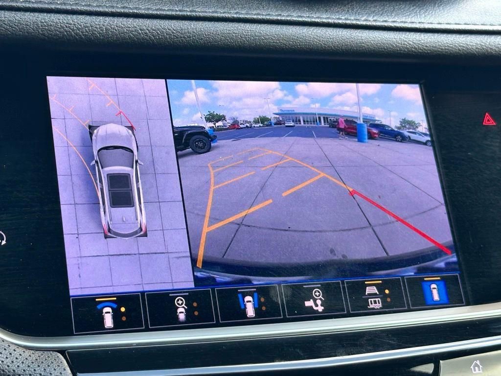 Used 2022 Cadillac XT5 Sportv w/ Technology Package image 12