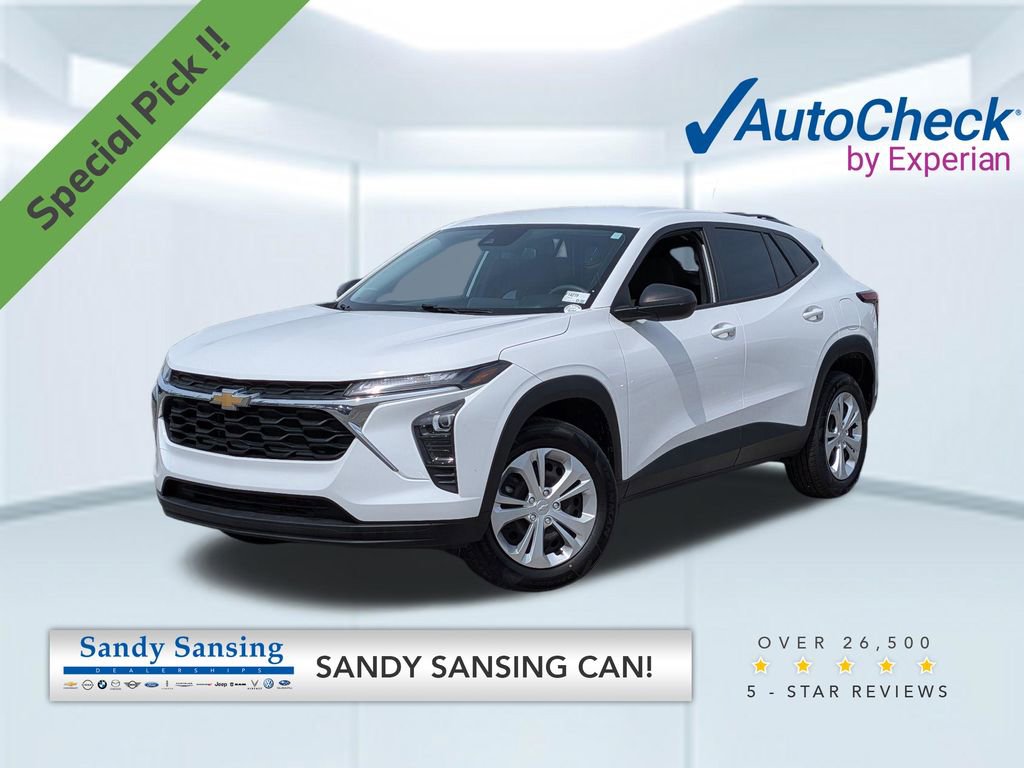Used 2024 Chevrolet Trax LS FWD image 1