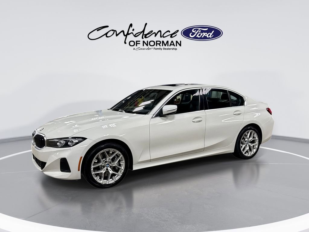 Used 2025 BMW 330i Sedan image 4