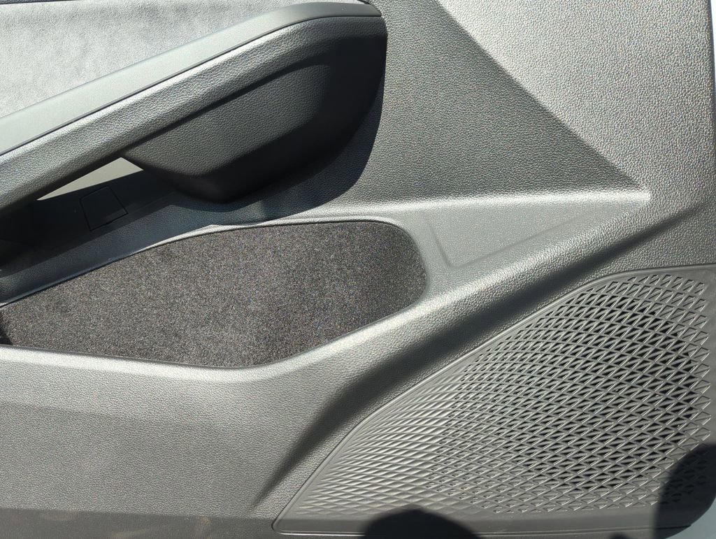 New 2026 Volkswagen Golf w/ Euro Style Package image 25