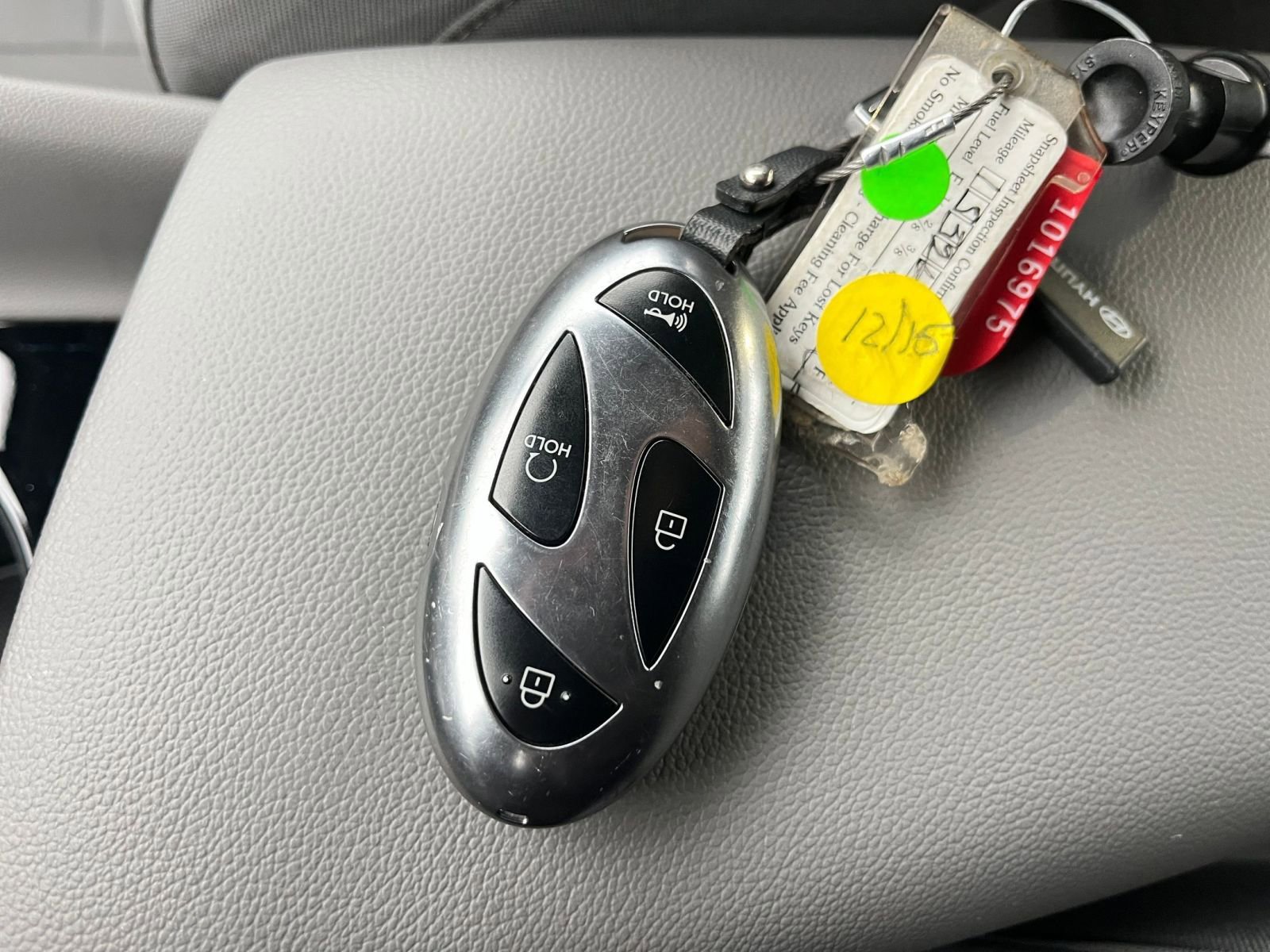 Used 2025 Hyundai Elantra SEL image 22