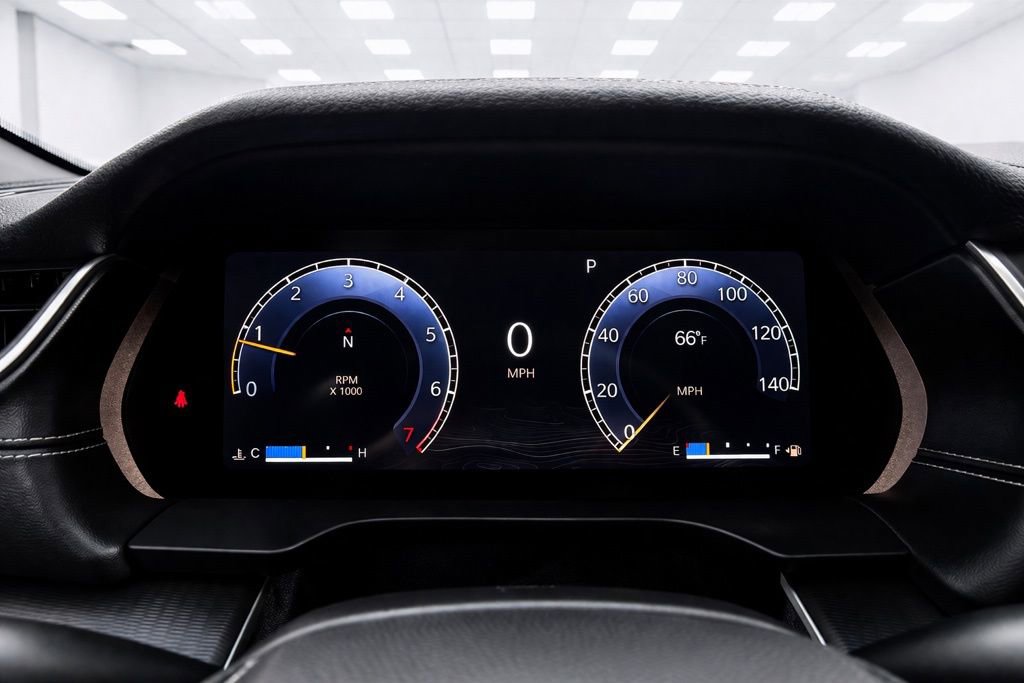 Used 2023 Jeep Grand Cherokee Altitude image 29