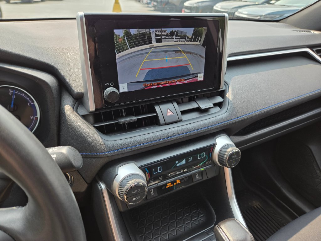 Used 2024 Toyota RAV4 SE w/ Convenience Package AWD/4WD image 28