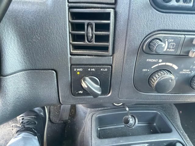 Used 2003 Dodge Durango SLT AWD/4WD image 13
