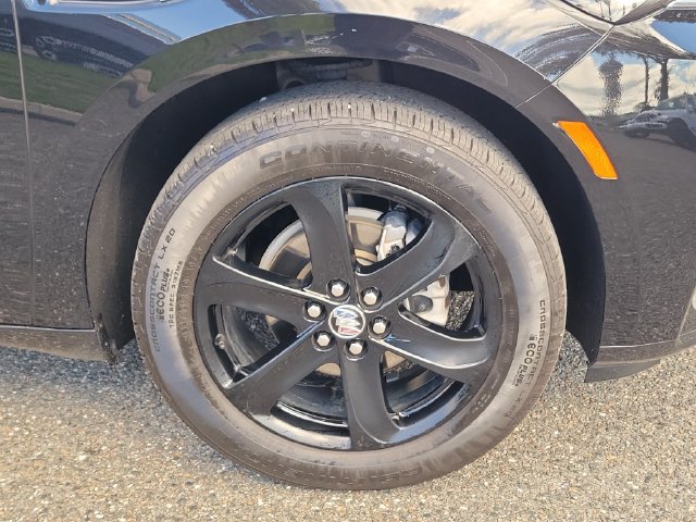 Certified 2024 Buick Enclave Essence w/ Experience Buick Package AWD/4WD image 6