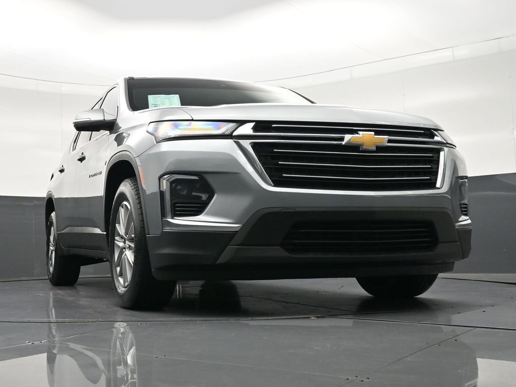 Used 2023 Chevrolet Traverse LT image 31