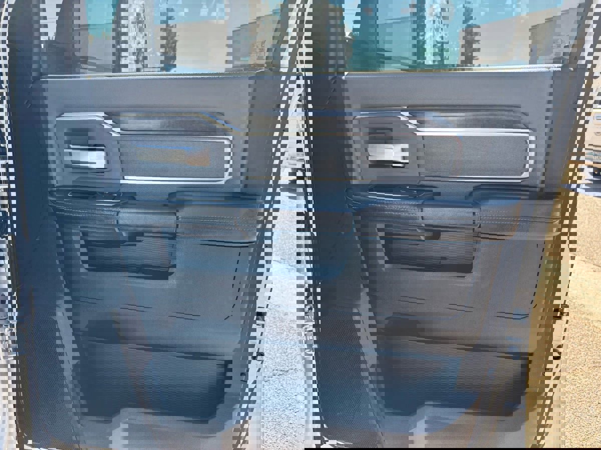 Used 2023 RAM 2500 Big Horn image 12