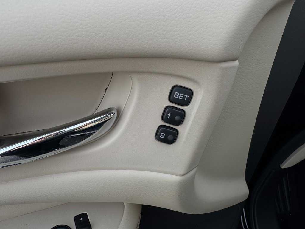 Used 2022 Nissan Murano Platinum w/ Cargo Package image 12