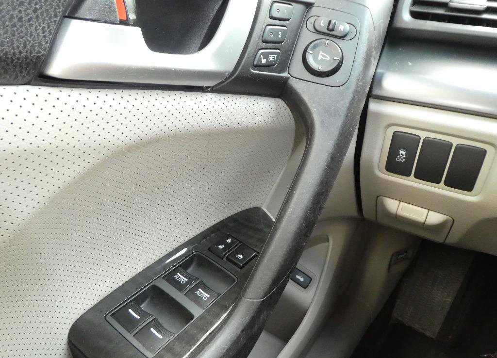 Used 2013 Acura TSX Sedan FWD image 14