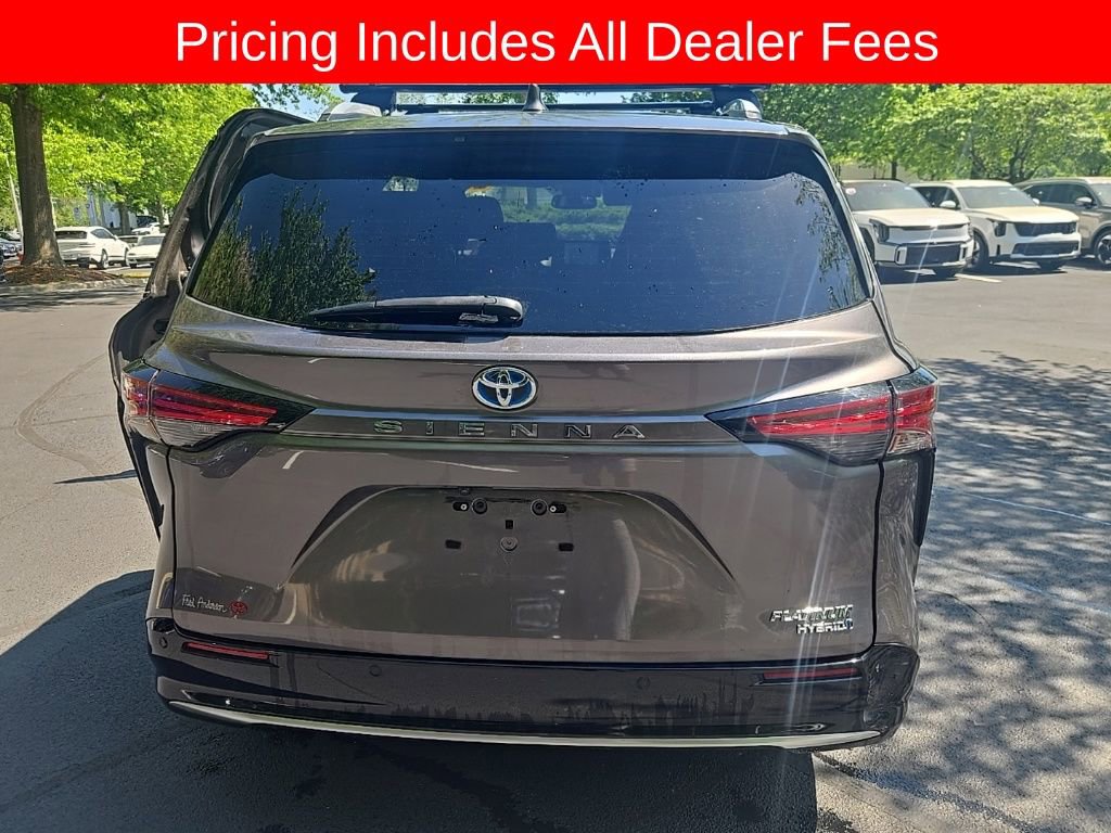 Used 2023 Toyota Sienna Platinum FWD image 13