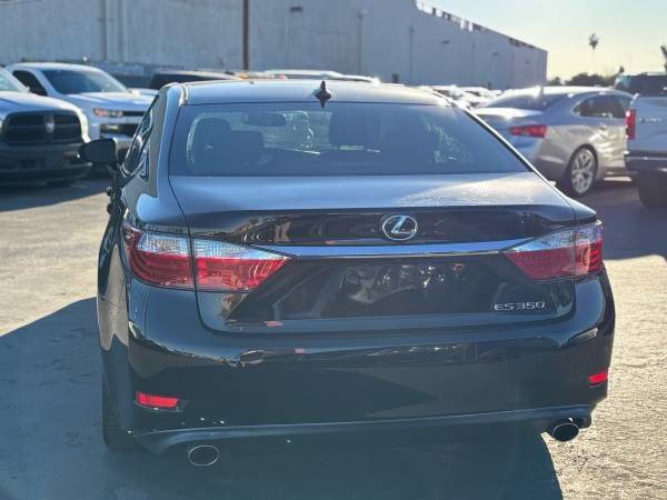 Used 2013 Lexus ES 350 w/ Luxury Pkg image 4