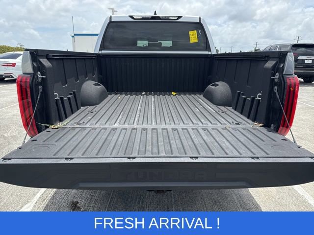 Used 2022 Toyota Tundra SR5 w/ SR5 Convenience Package image 16