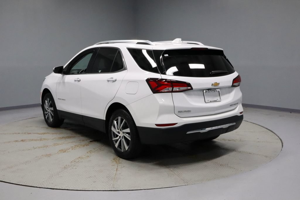 Used 2024 Chevrolet Equinox Premier AWD/4WD image 9