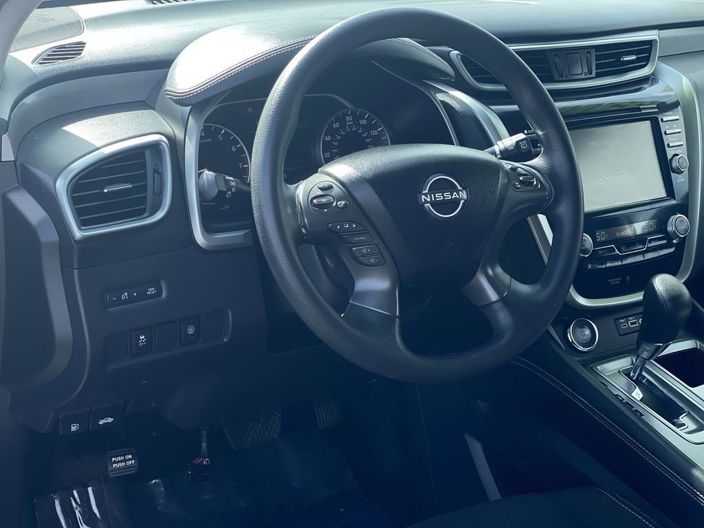 Used 2023 Nissan Murano S image 18