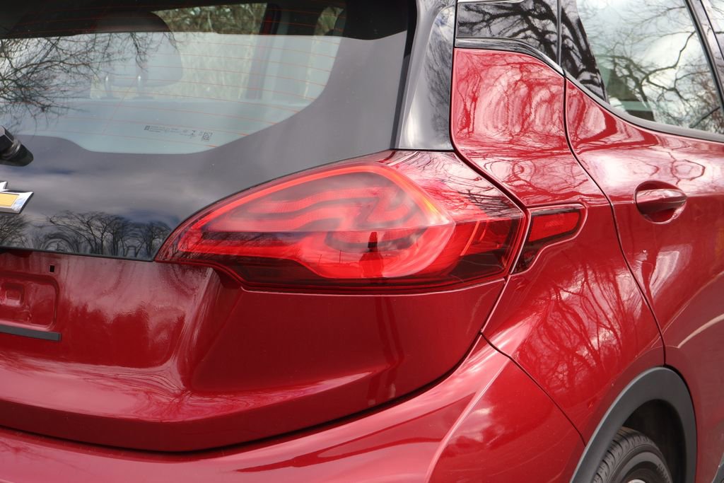 Used 2021 Chevrolet Bolt LT image 7