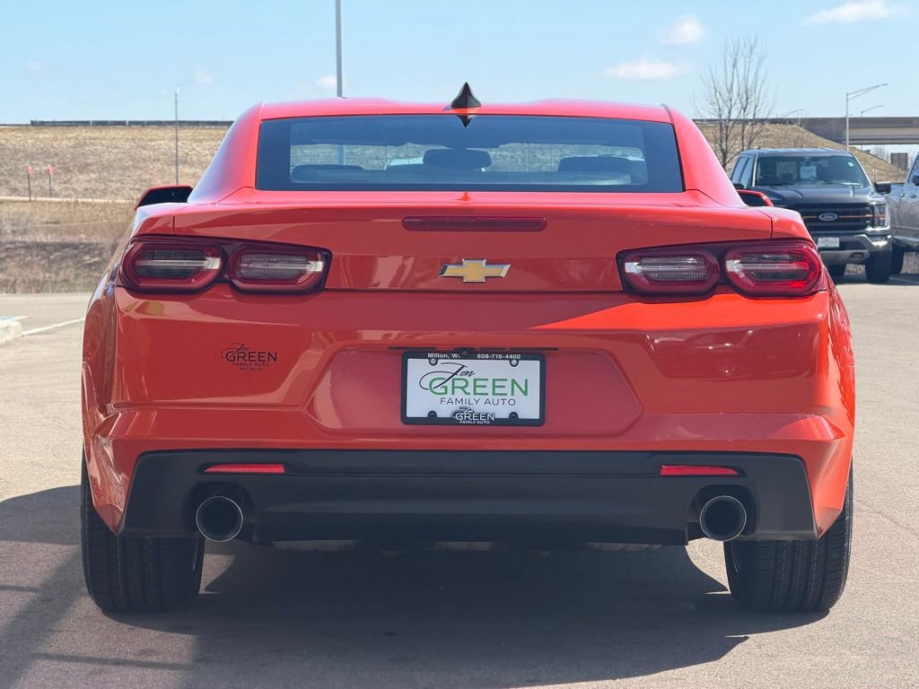 Used 2020 Chevrolet Camaro LT image 8