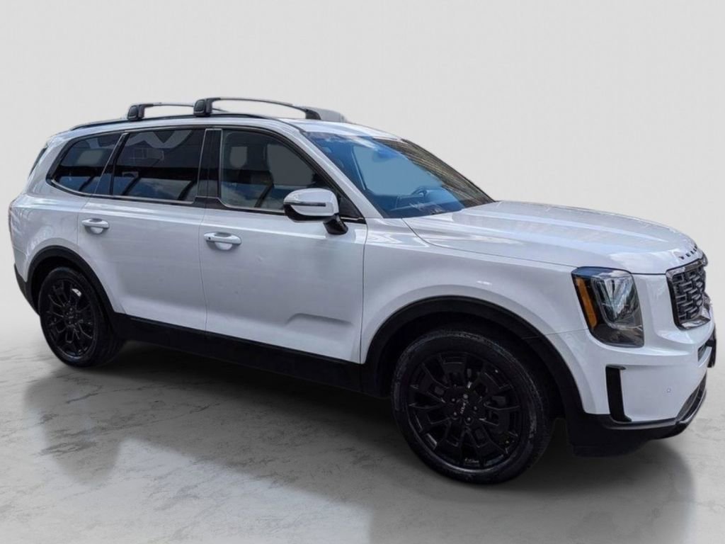 Certified 2022 Kia Telluride SX w/ SX Prestige Package image 5