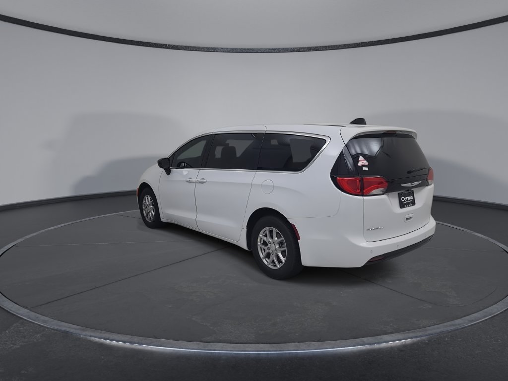 New 2027 Chrysler Pacifica LX FWD image 11