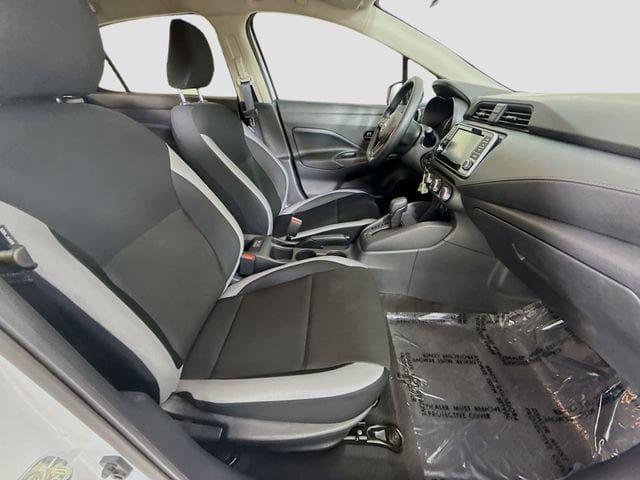 Used 2025 Nissan Versa S w/ Trunk Package FWD image 25